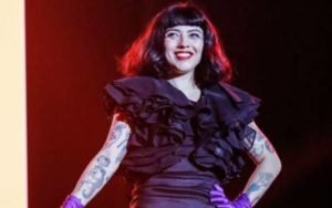 mon laferte TWITTER @saleelsoltv