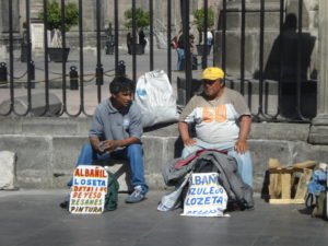 Cae empleo
