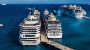 La Administración Portuaria Integral de Quintana Roo informó este miércoles que fue cancelada la solicitud de atraque en Cozumel al crucero turístico MCS Meraviglia, el cual había pedido arribar a la ínsula luego de que le fue negado el atraque en o