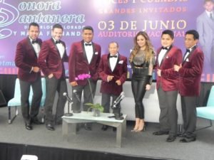 La-Sonora-santanera-de-Carlos-Colorado-y-María-Fernanda