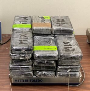 29.48 kg Coc, HID bus, courtesy CBP Hidalgo
