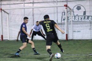 CAZAFANTASMAS (azuk) vs PAPUS ( negro) (14)