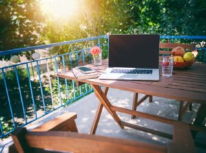 Tips para acondicionar tu casa de fin de semana en un espacio de trabajo