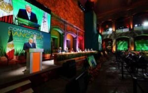 AMLO Convencion Bancaria