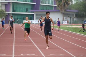 VALENTE MENDOZA record de 400 metros