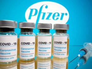 el-reino-unido-aprueba-el-uso-de-la-vacuna-pfizer-y-empezara-a-inmunizar-la-proxima-semana
