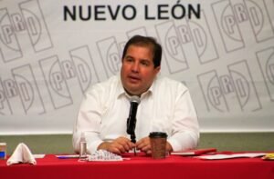 Joseě Luis Garza 1
