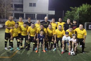 LOS FELINOS NEGROS DEL GOKAY CIERRAN COMO LOS ÚNICOS LIDERES DEL TORNEO DE FUT 9