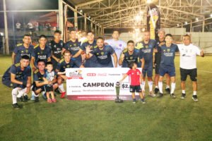 PMR FUEL campeón del fútbol 7 de los viernes