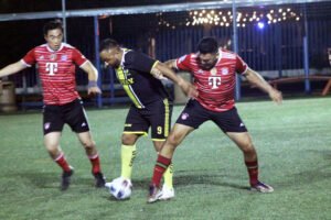 LUIS didi LUGO (centro) SUPERO EN TODO MOMENTO A LA PALMA RIVAS