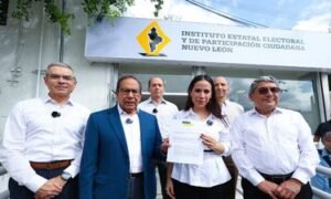 entrega-documentacion-formar-asociacion-politica